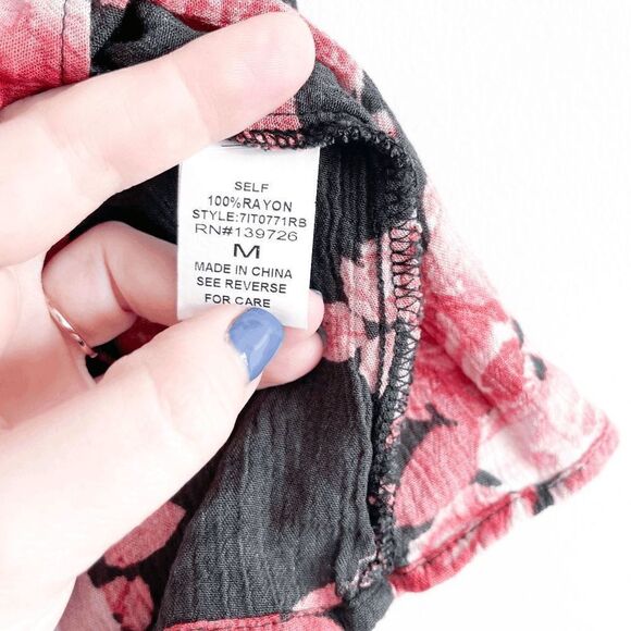 Honey Belle Womens Top Semi Cropped Quarter Sleeve Floral Black Red Medium - Picture 6 of 8